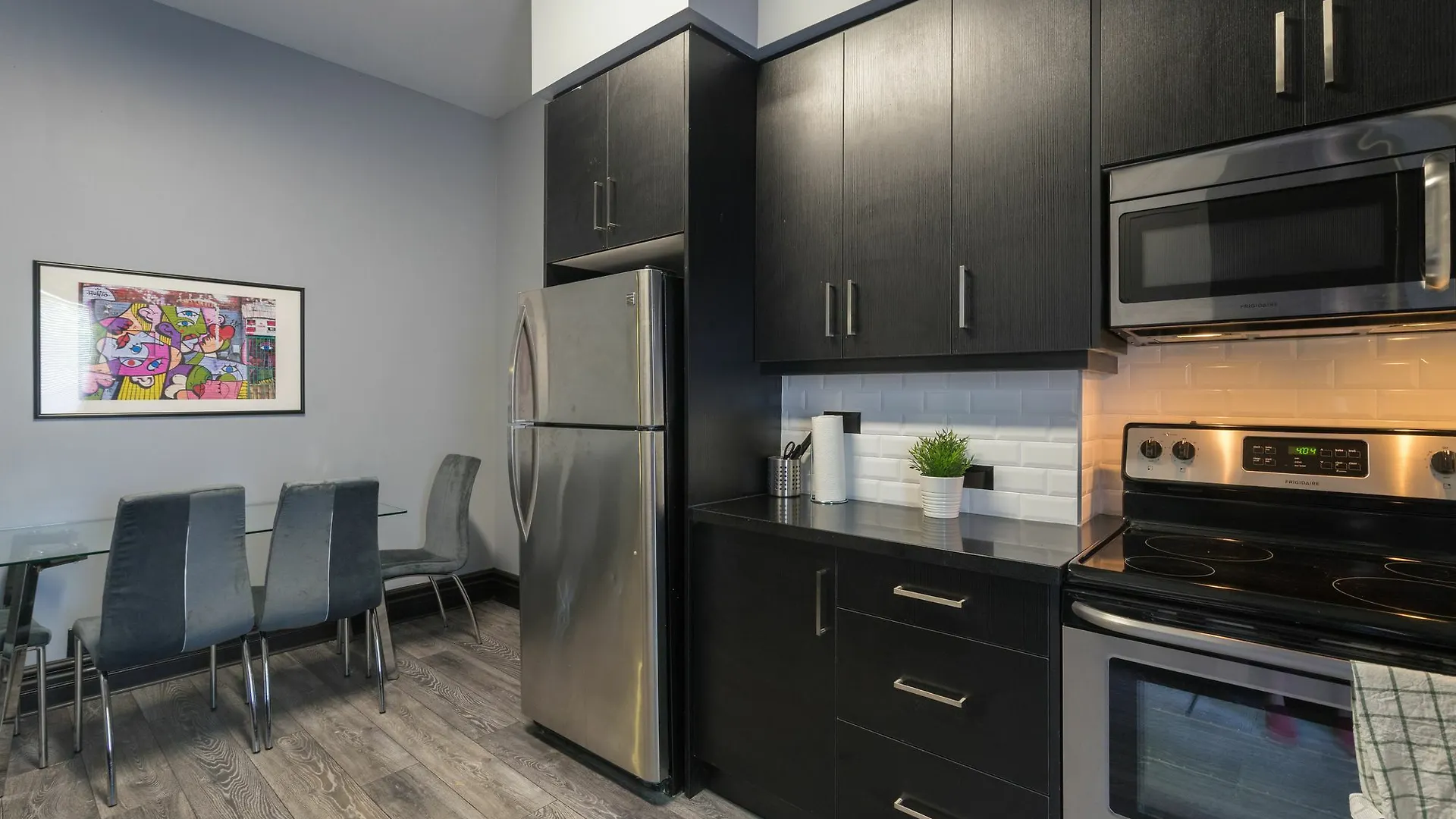 Applewood Suites - West Queen West Loft Toronto