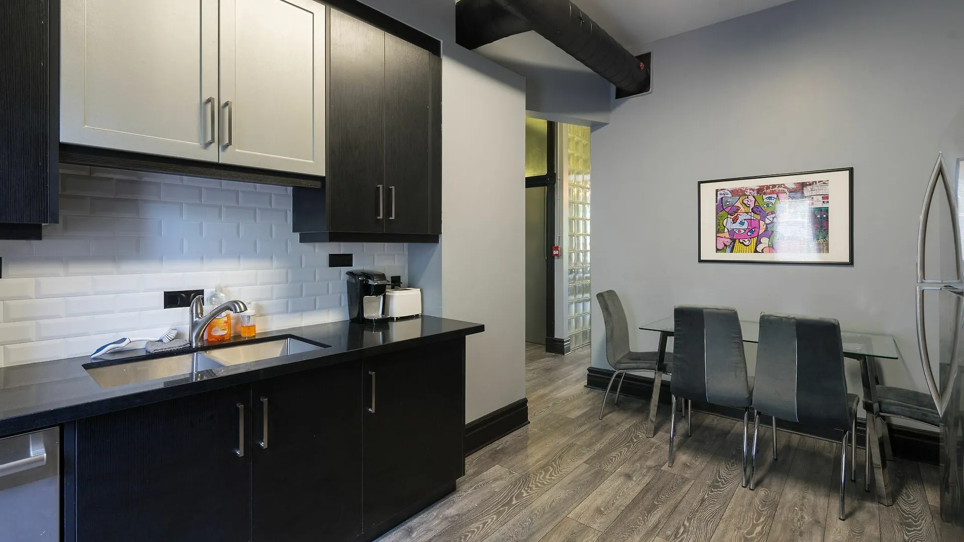 Apartment Applewood Suites - West Queen West Loft Toronto