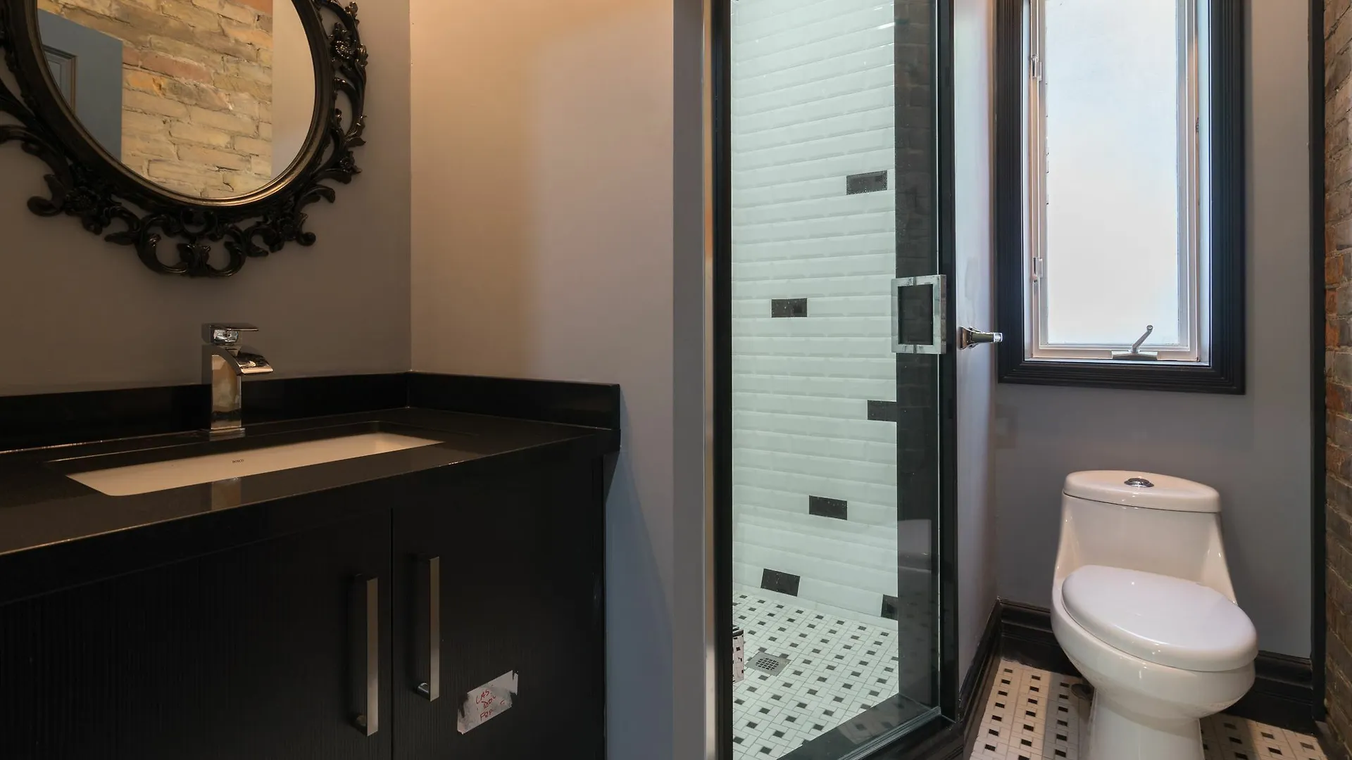 Applewood Suites - West Queen West Loft Toronto Apartment