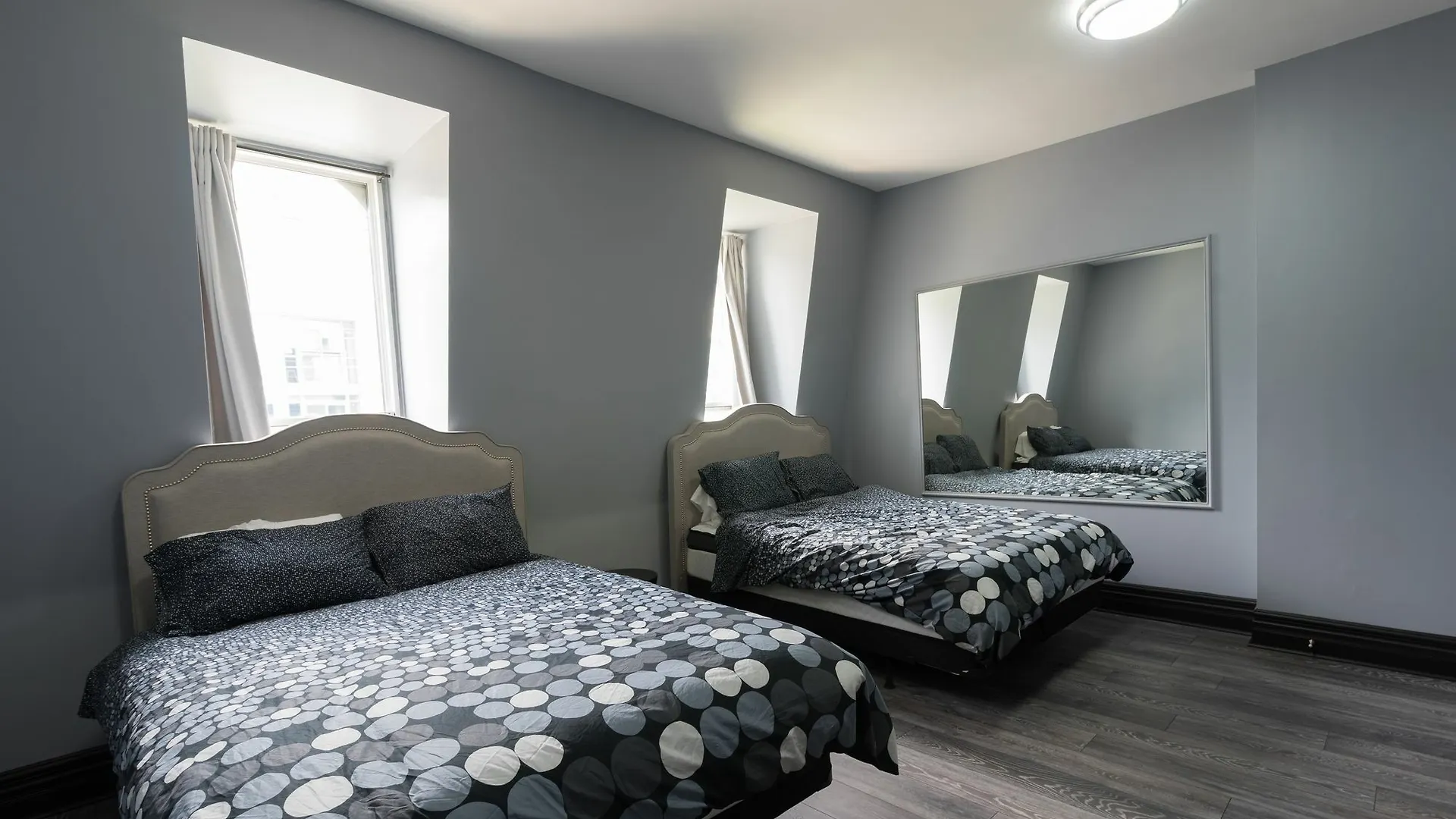 Applewood Suites - West Queen West Loft Toronto Canada
